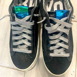 P448 John Black/Patent Sneaker size 38